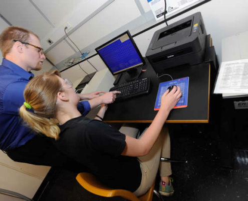 Nuclear Magnetic Resonance Spectrometer (NMR): Structural determination of organic molecules