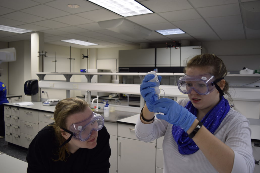 students in teaching lab