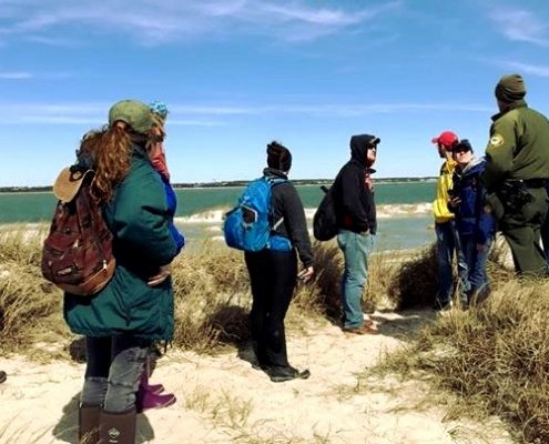 EVRN 389 students at shore