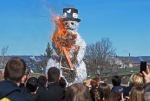 2016 Snowman Burning 