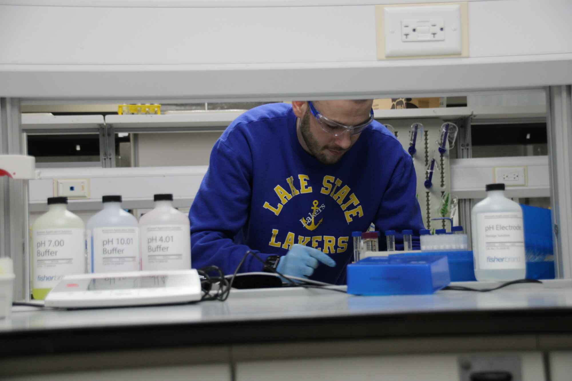 Student in the bio-chemistry lab