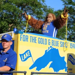 LSSU Float with Sasquatch mascot during parade
